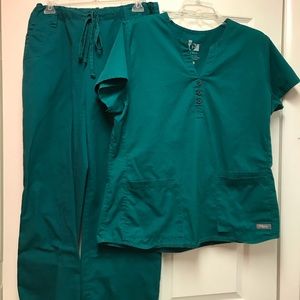 Scrub Set- Barco One Hunter Green Color